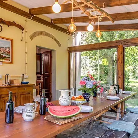 Cascina Gretaio Con Piscina Villa