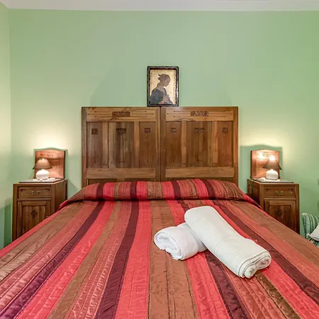 Cascina Gretaio Con Piscina וילה