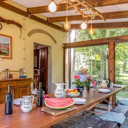 Cascina Gretaio Con Piscina וילה *