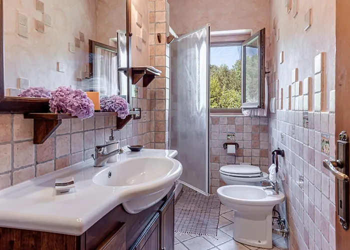 Cascina Gretaio Con Piscina 레겔로